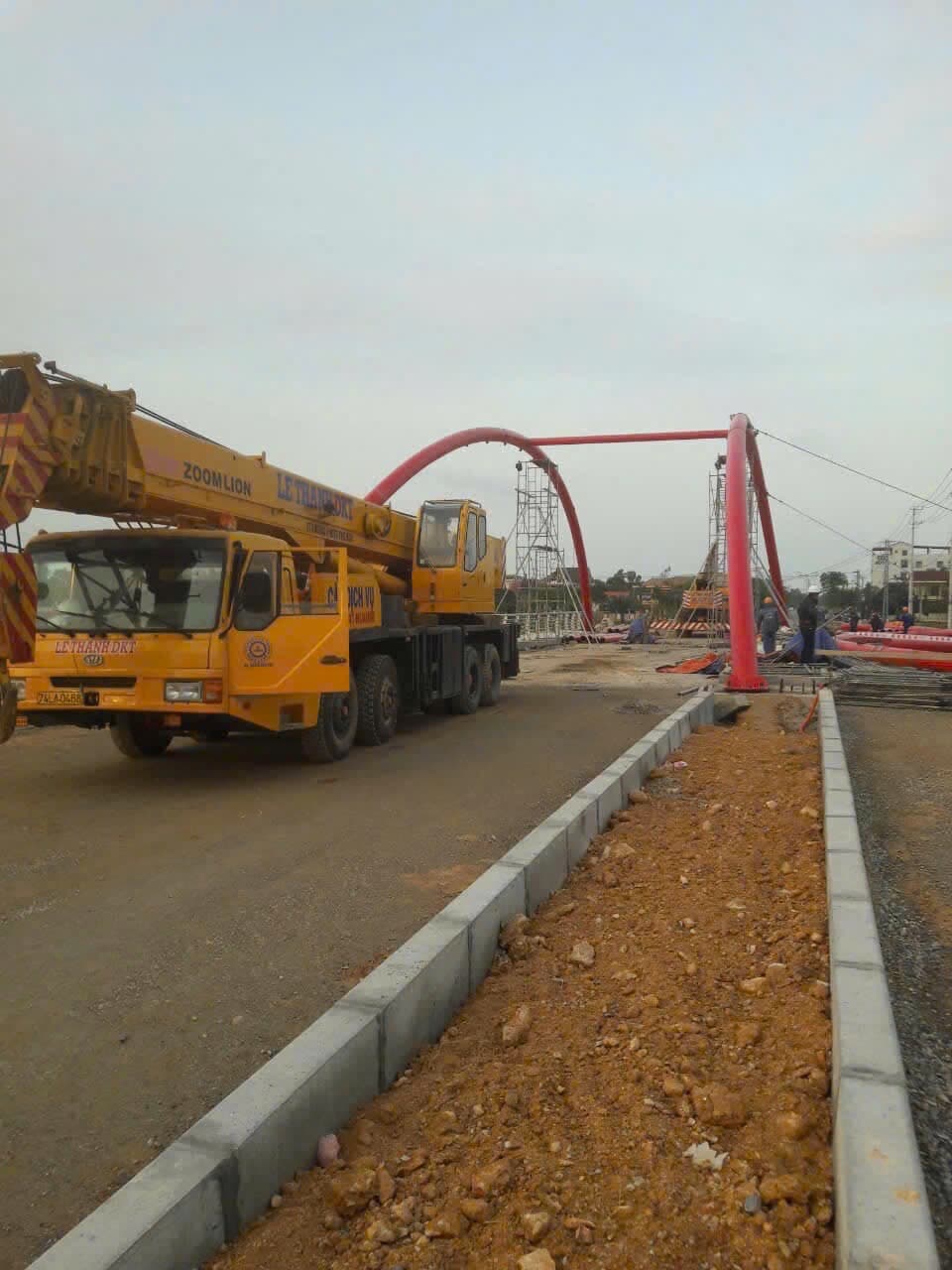 Thi công cầu đường tại Hải Lăng - ảnh 1