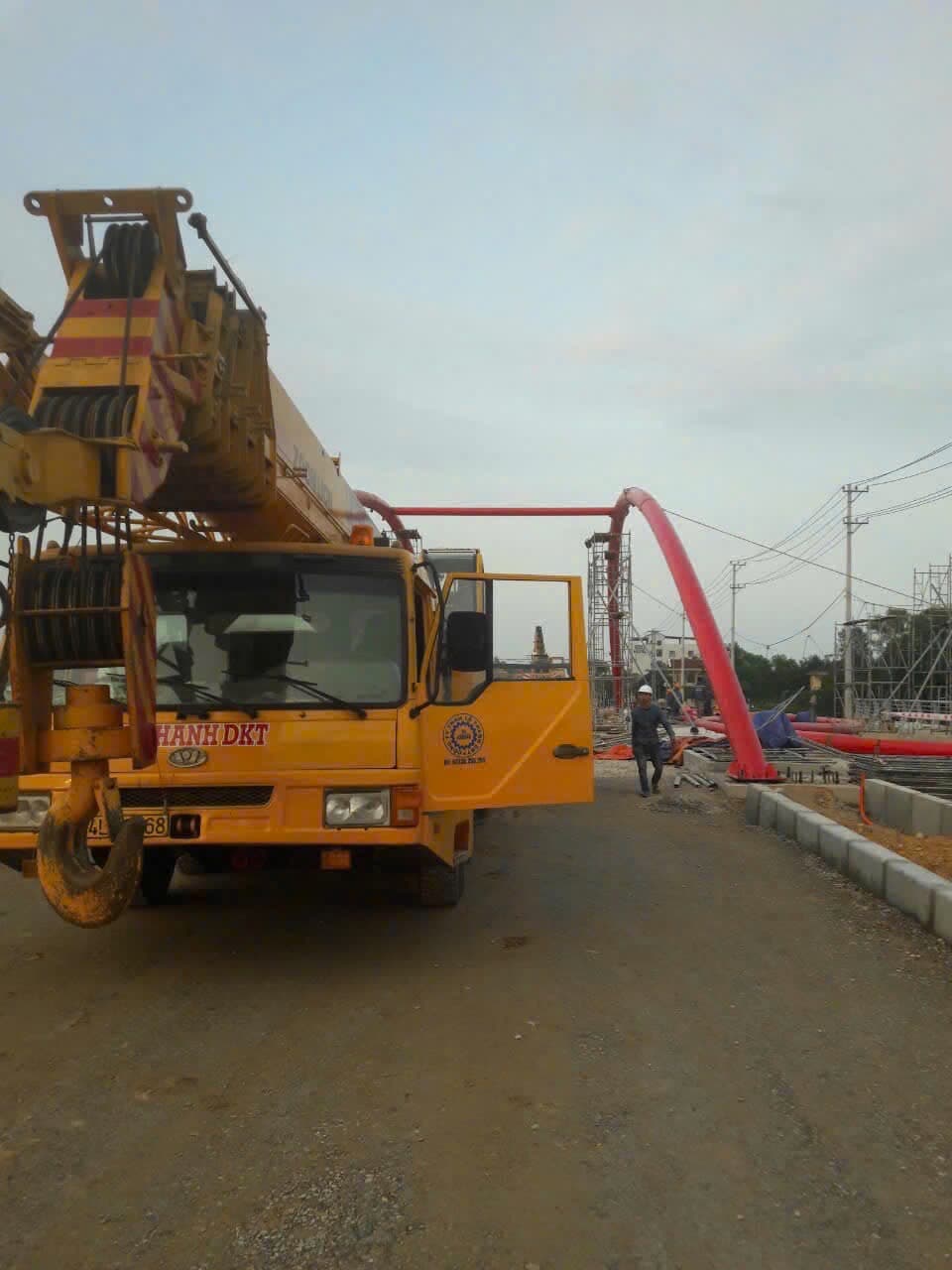 Thi công cầu đường tại Hải Lăng - ảnh 2