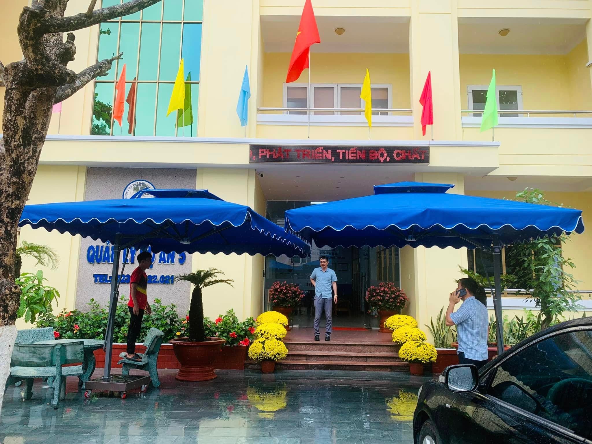 Địa chỉ bán dù che đa dạng kích cỡ tại Đà Nẵng – Lắp đặt trọn gói